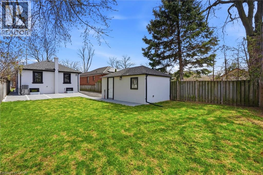 24 Treeview Drive, Toronto, ON - Outdoor