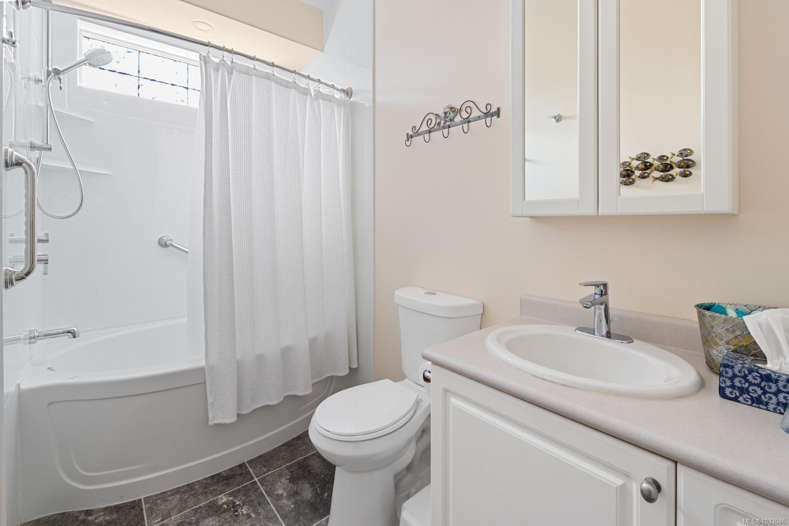 6246 Lower Chippewa Rd, Duncan, BC