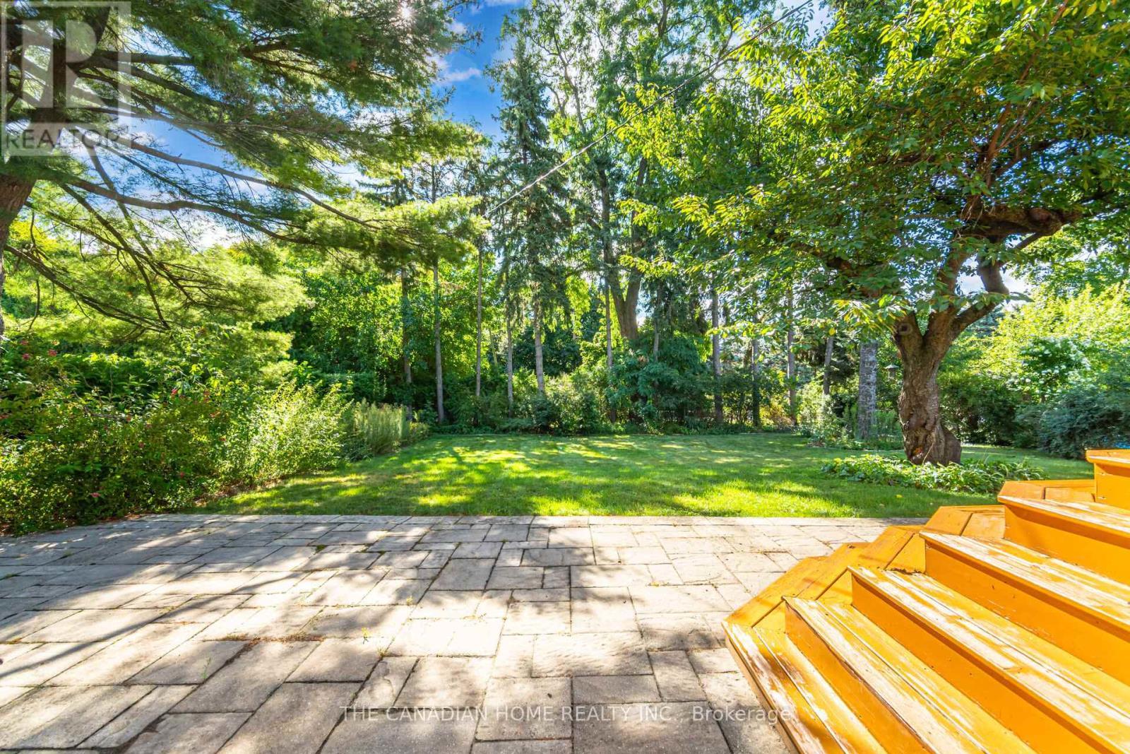 207 Penn Drive, Burlington, ON - Outdoor With Deck Patio Veranda