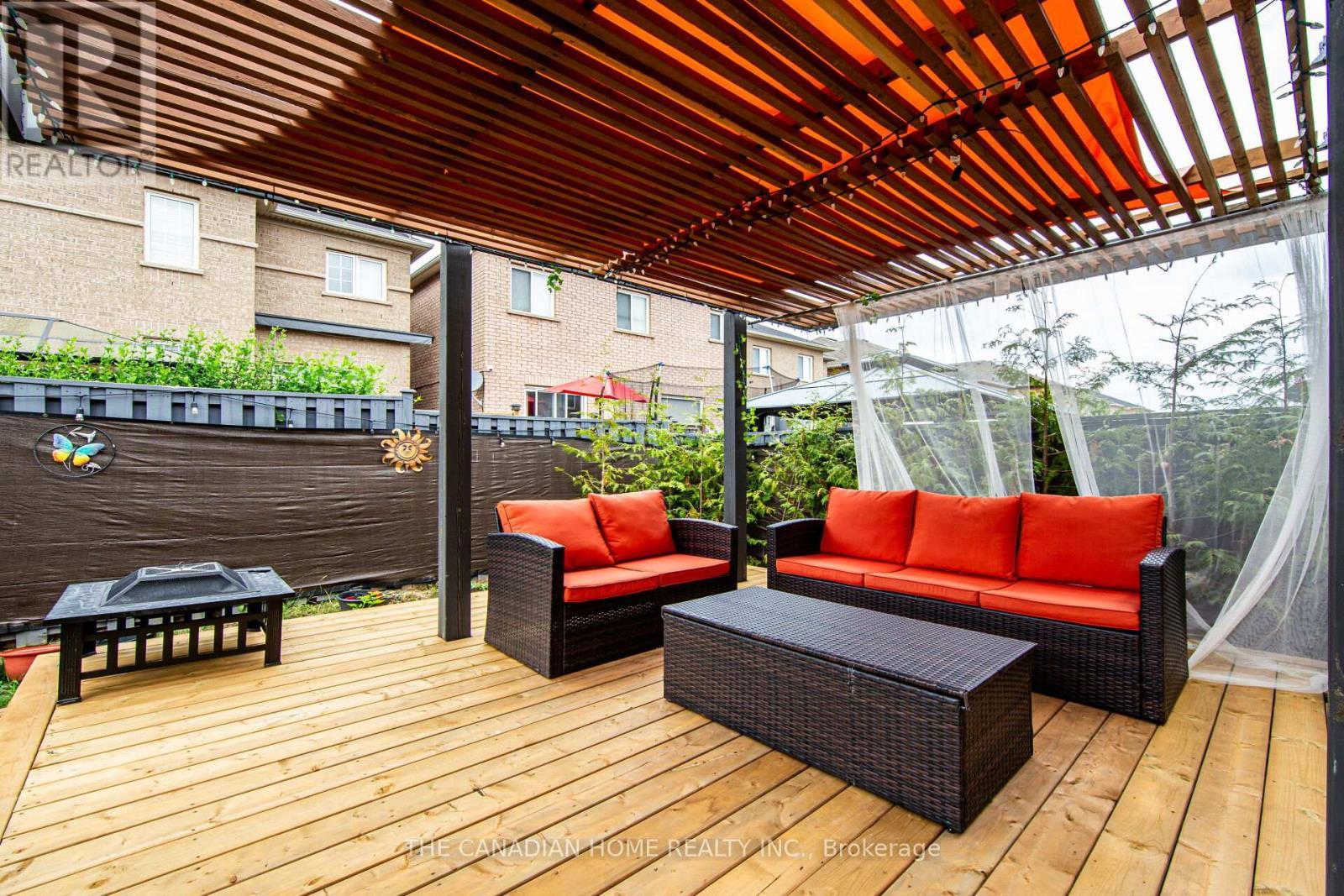 35 Ashby Field Road, Brampton, ON - Outdoor With Deck Patio Veranda With Exterior