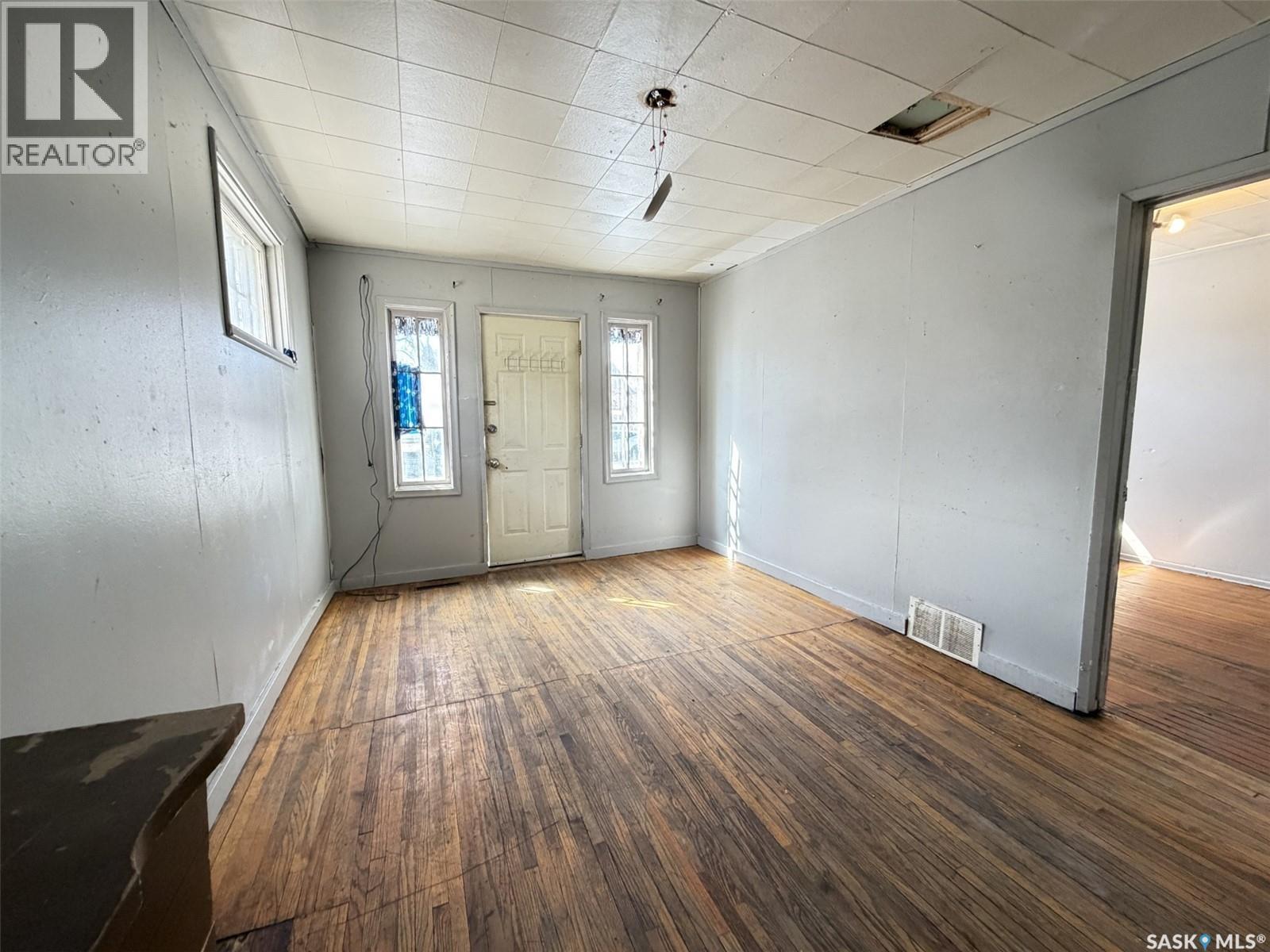 1037 Broder Street, Regina, SK - Indoor Photo Showing Other Room