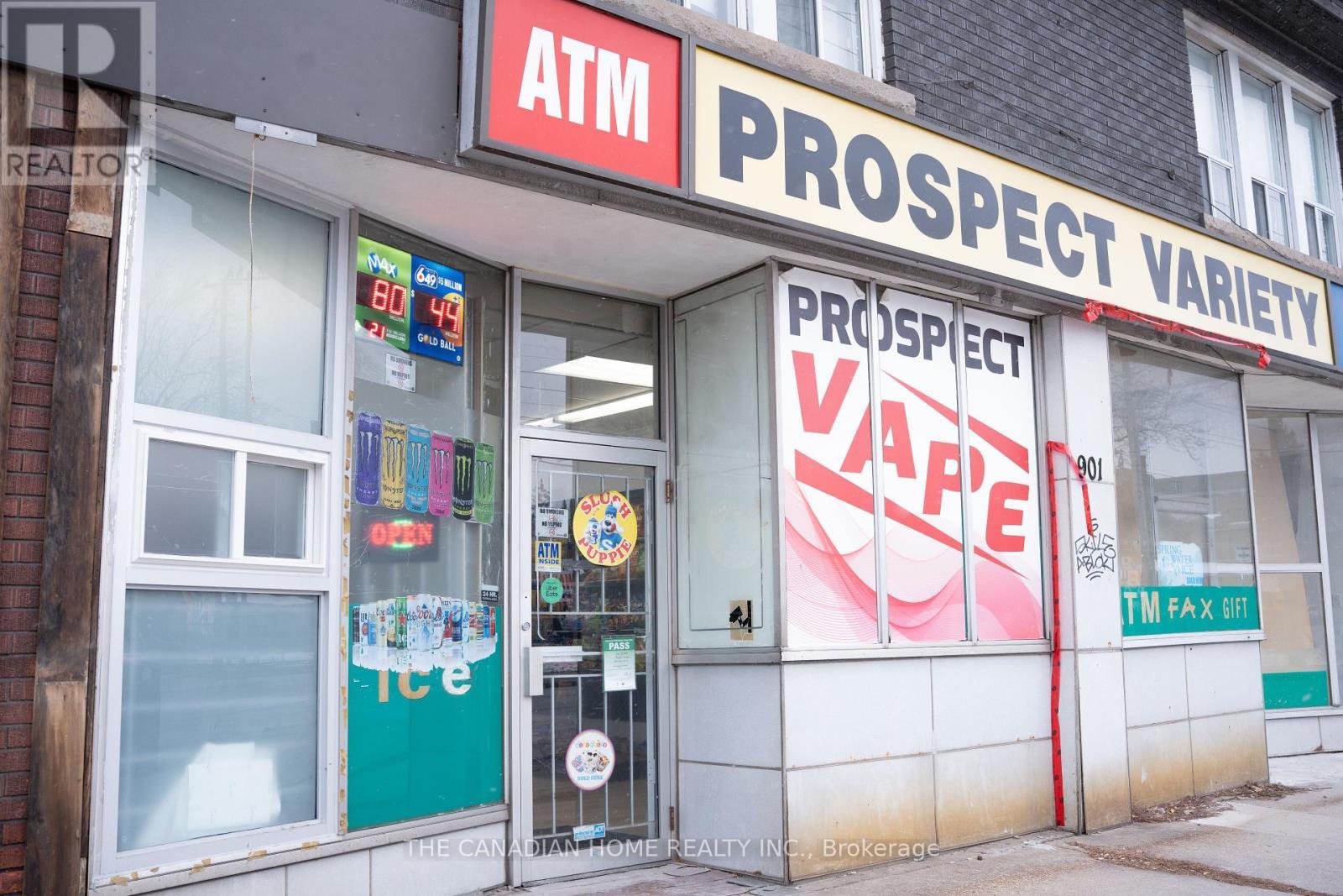 899 Main Street E, Hamilton, ON