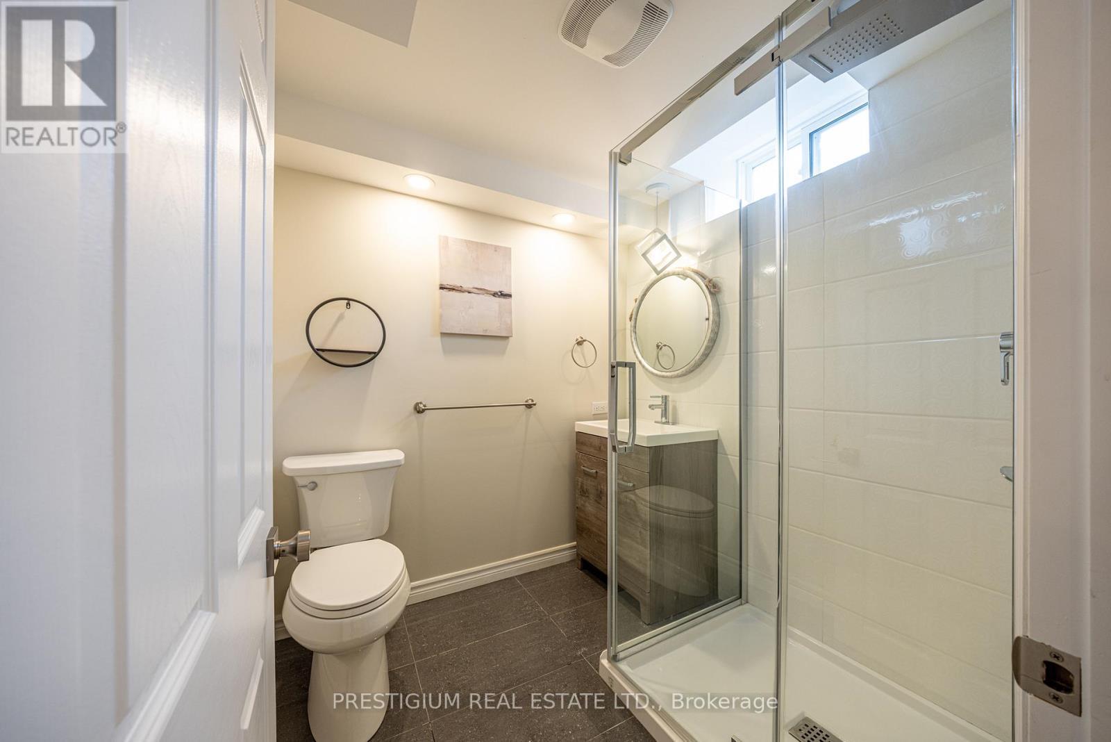 4094 Teakwood Drive, Mississauga, ON - Indoor Photo Showing Bathroom