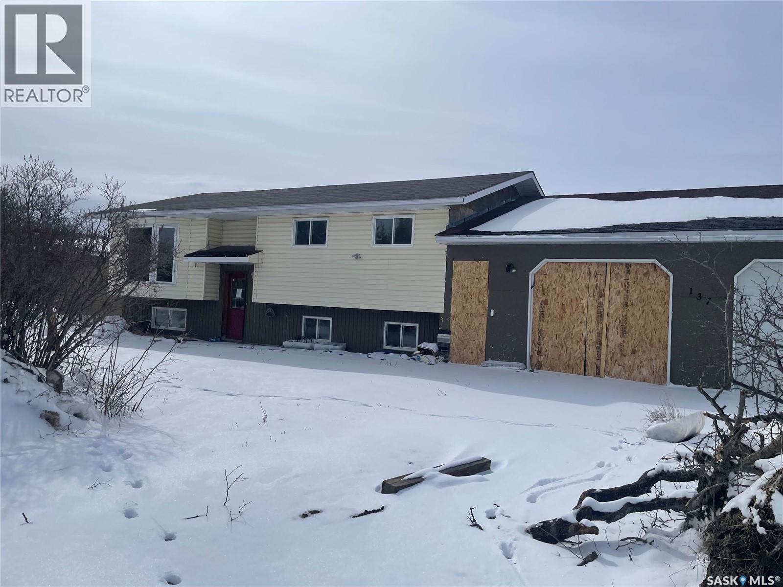 137 1St Street W, Pierceland, SK - Outdoor