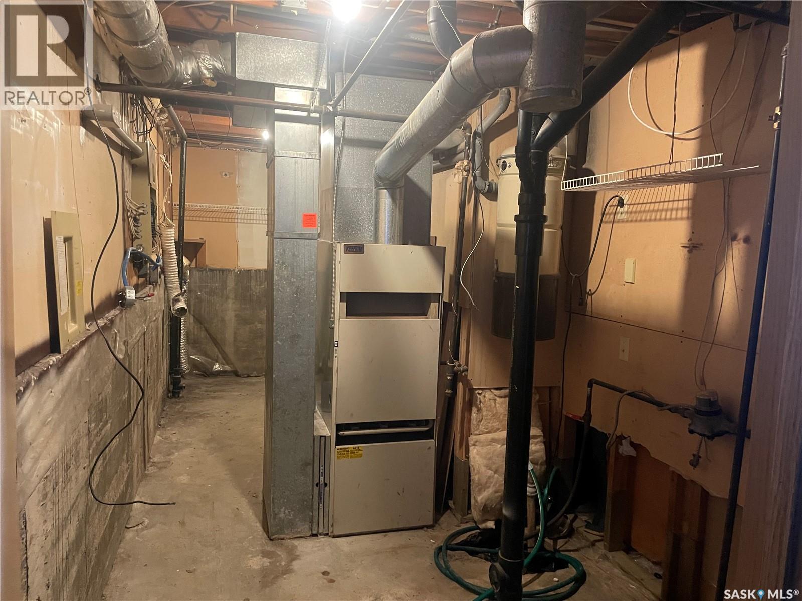137 1St Street W, Pierceland, SK - Indoor Photo Showing Basement