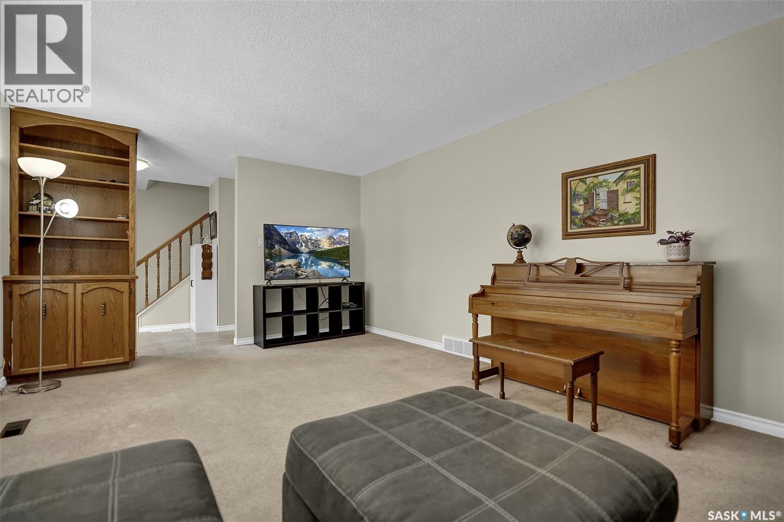 1 Culliton Crescent, Regina, SK - Indoor Photo Showing Bedroom