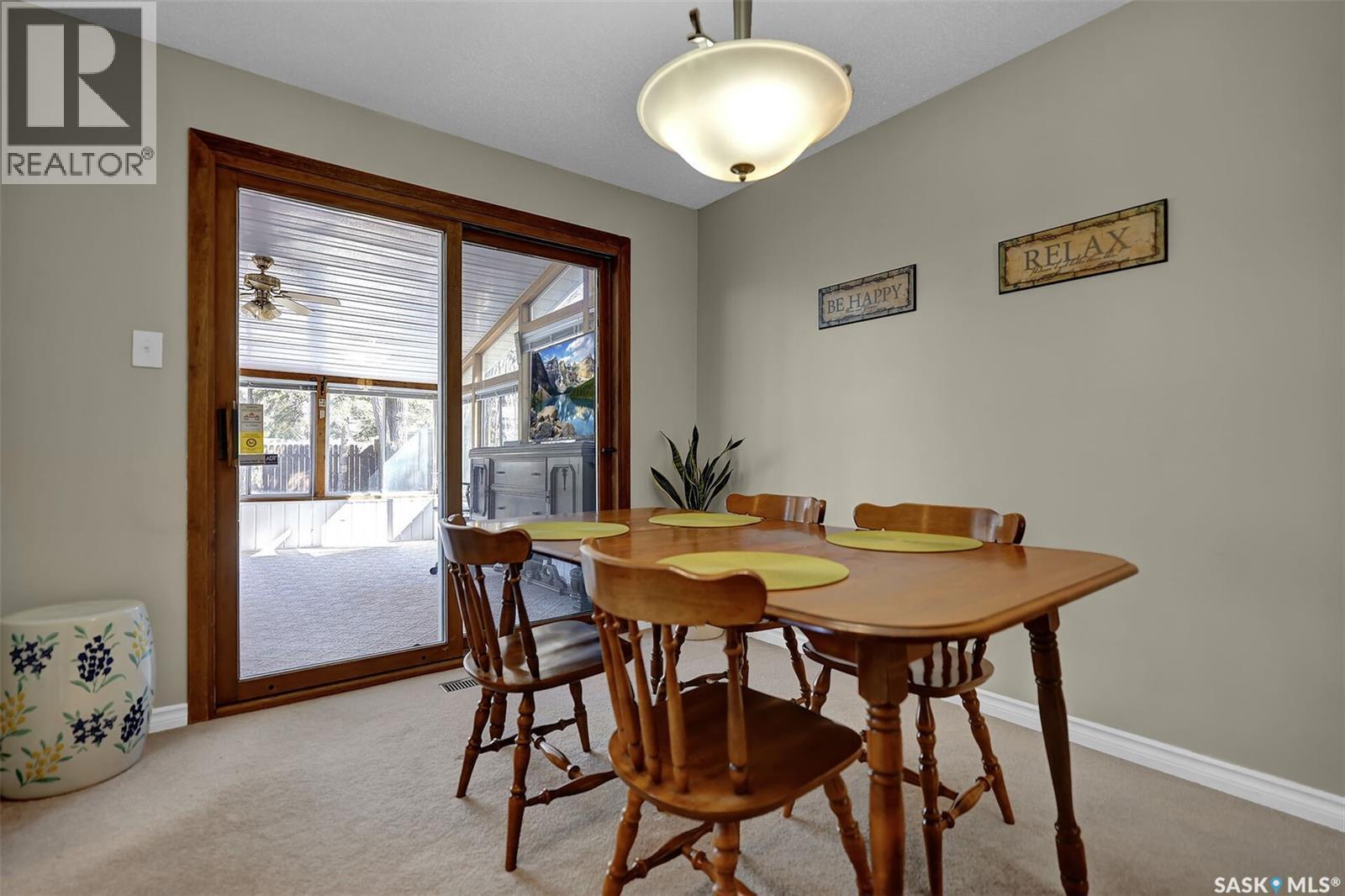 1 Culliton Crescent, Regina, SK - Indoor Photo Showing Dining Room