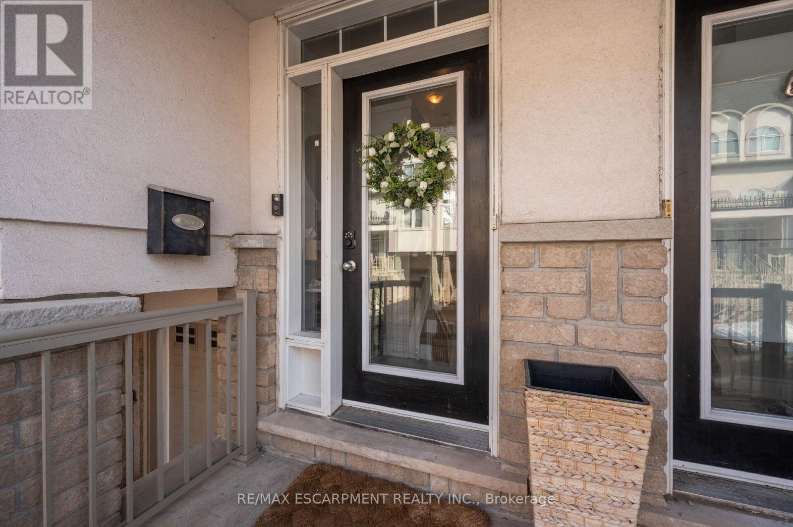 2458 Scholars Common, Burlington, ON - Outdoor With Exterior