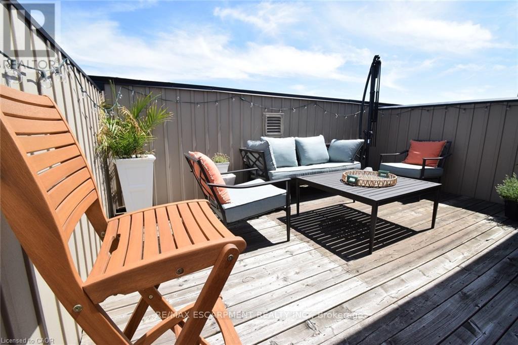 2458 Scholars Common, Burlington, ON - Outdoor With Deck Patio Veranda With Exterior
