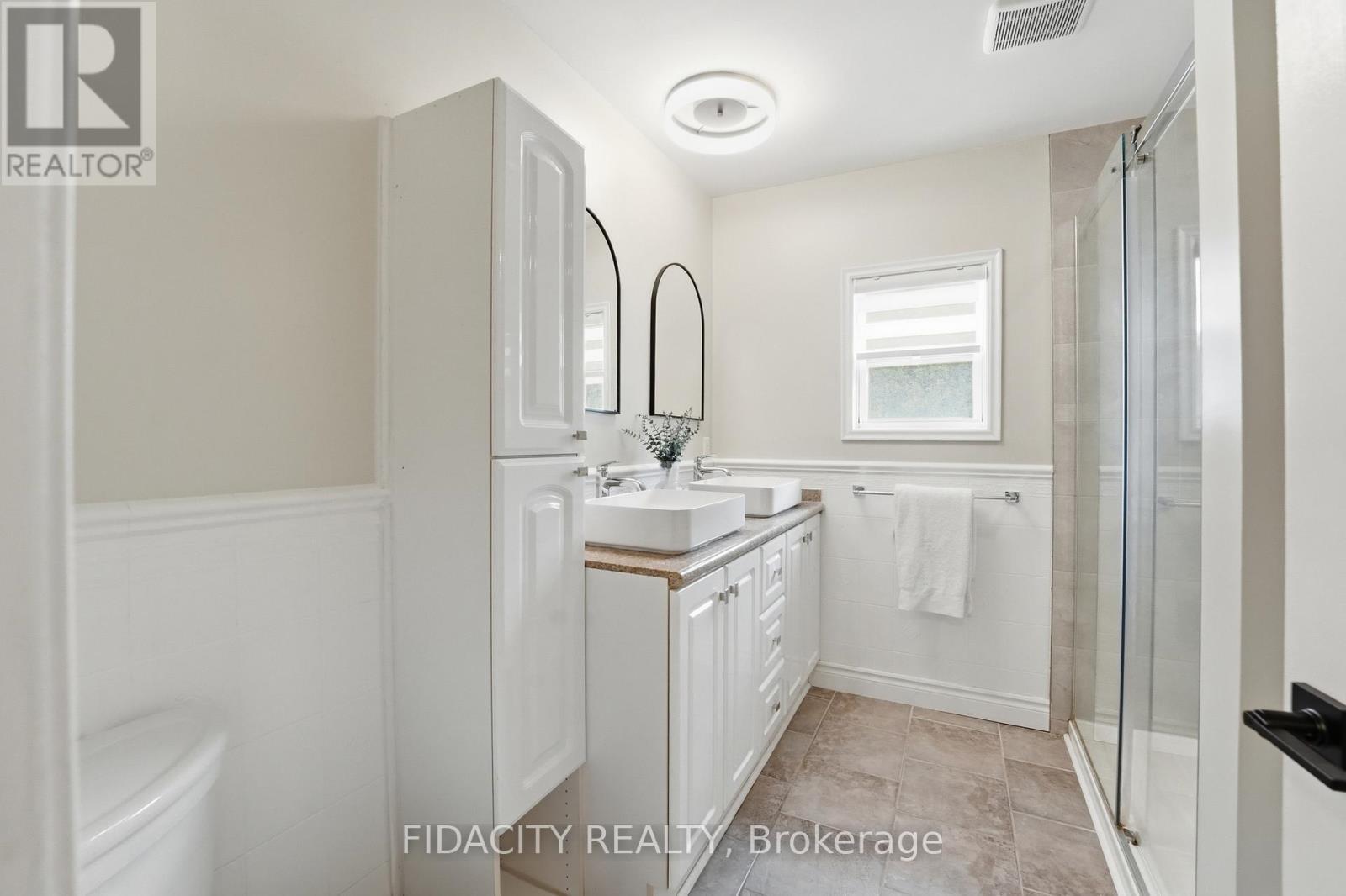 Ensuite Bathr - 6560 Jack Pine Crescent, Ottawa, ON - Indoor Photo Showing Bathroom