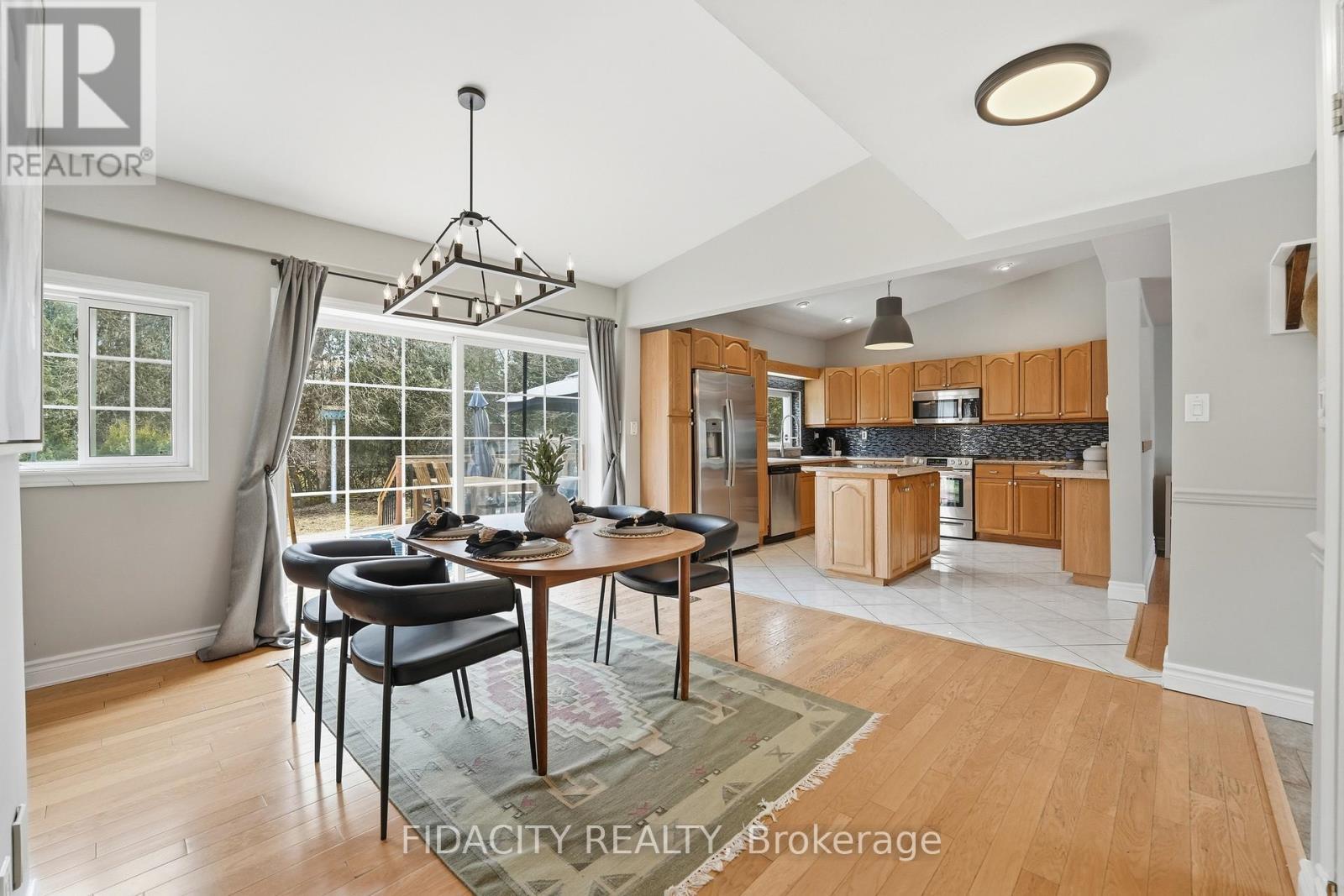 6560 Jack Pine Crescent, Ottawa, ON - Indoor