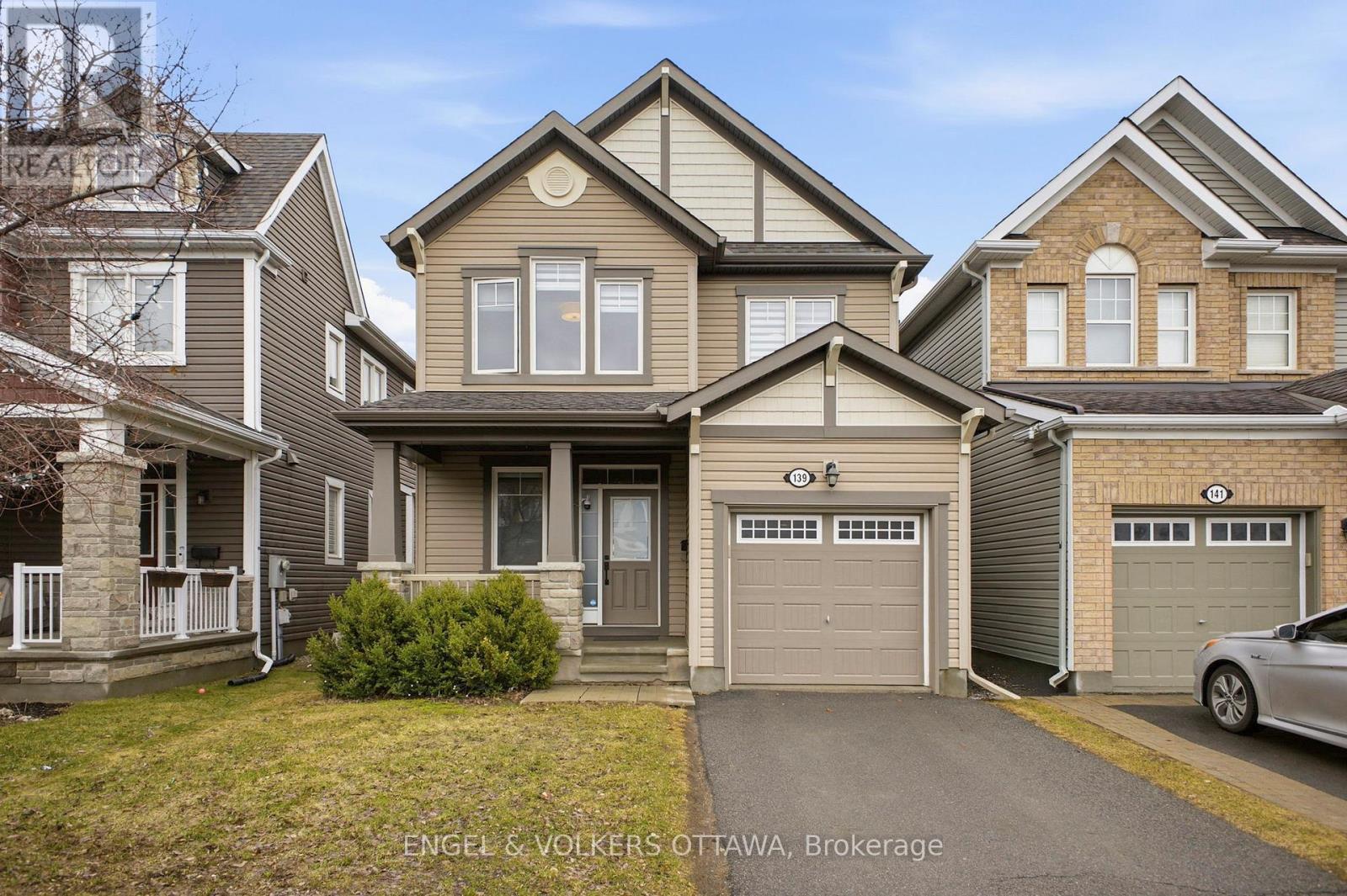 139 Switch Grass Crescent, Ottawa, ON - Outdoor With Facade