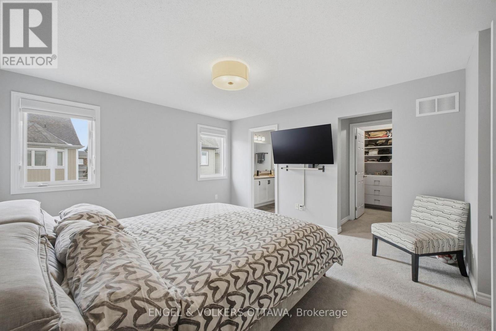 139 Switch Grass Crescent, Ottawa, ON - Indoor Photo Showing Bedroom