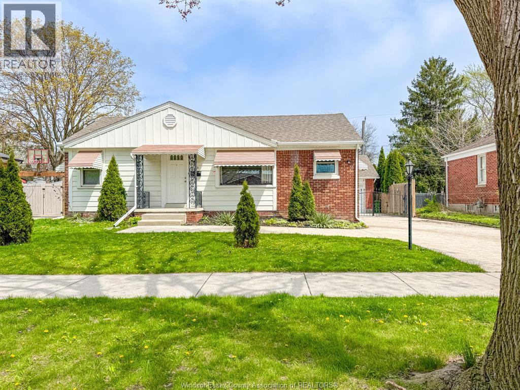 2628 Randolph, Windsor, ON - Outdoor