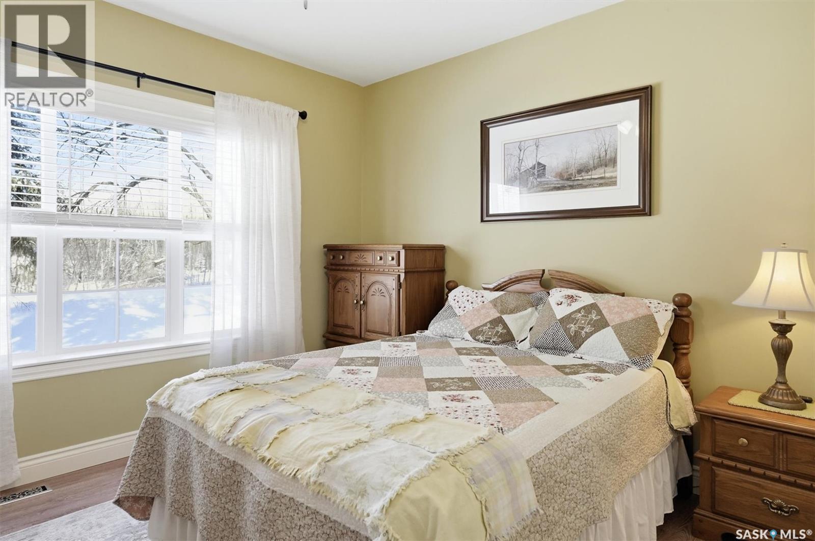 514 Railway Street E, Hepburn, SK - Indoor Photo Showing Bedroom