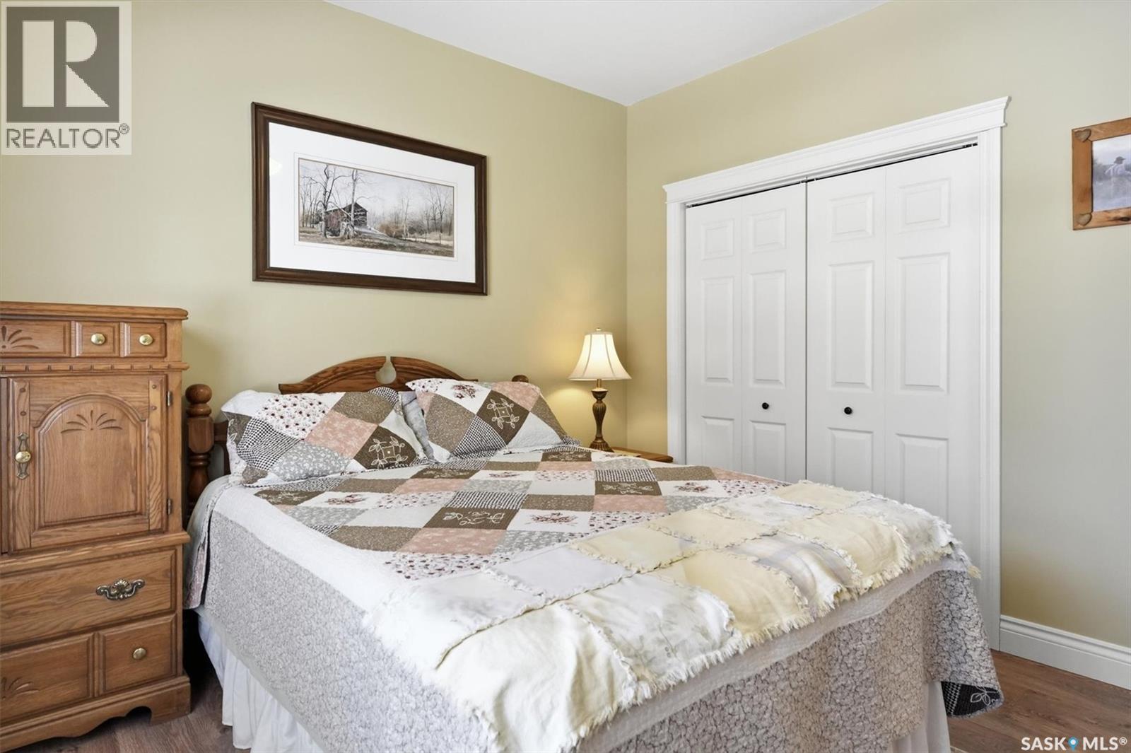 514 Railway Street E, Hepburn, SK - Indoor Photo Showing Bedroom