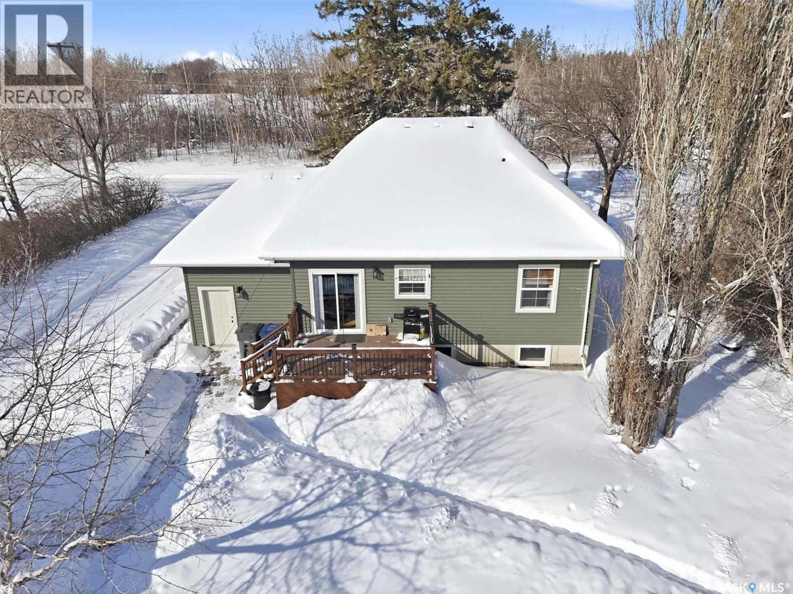 514 Railway Street E, Hepburn, SK - Outdoor