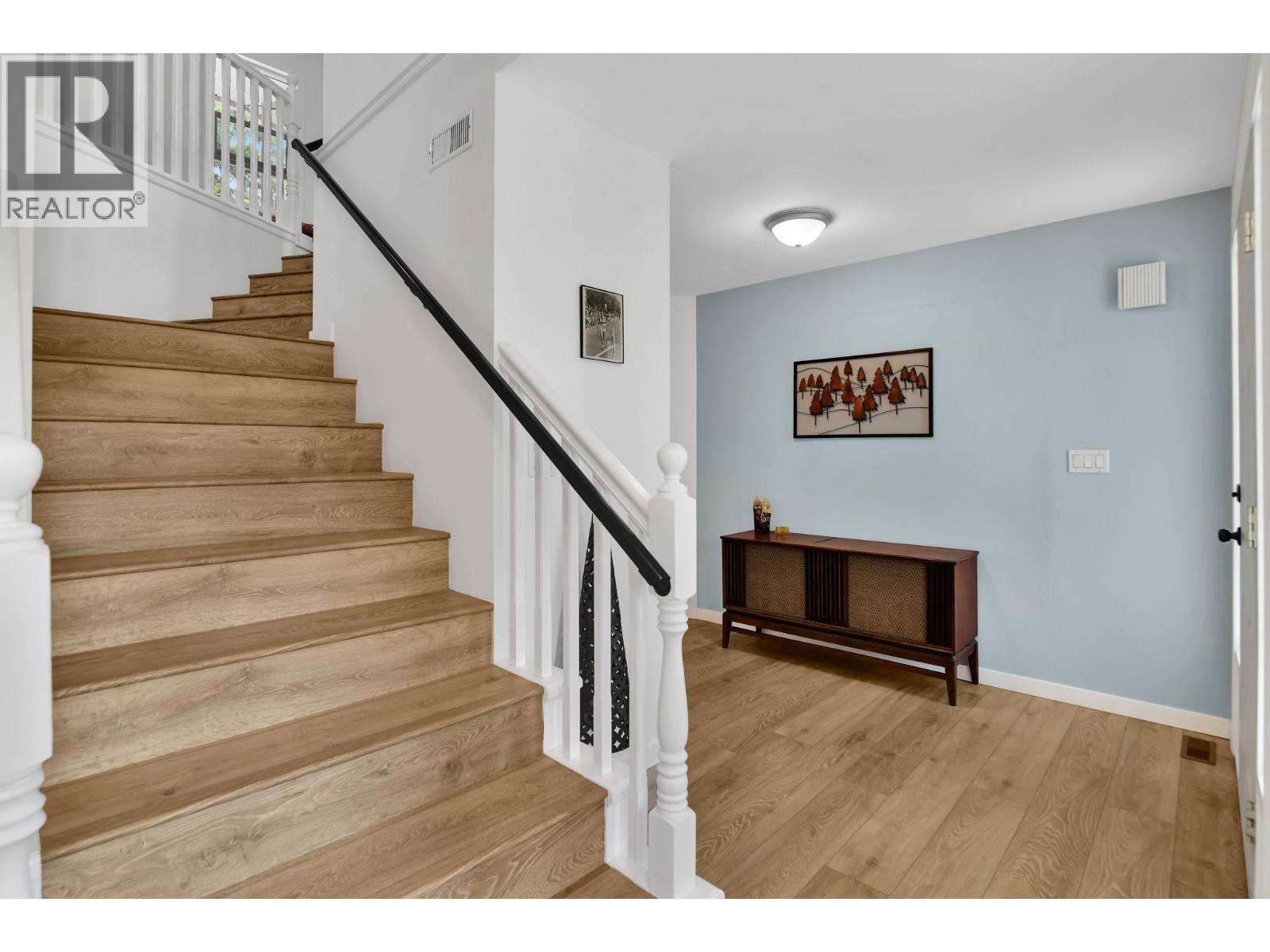 115 Par Boulevard, Kaleden, BC - Indoor Photo Showing Other Room