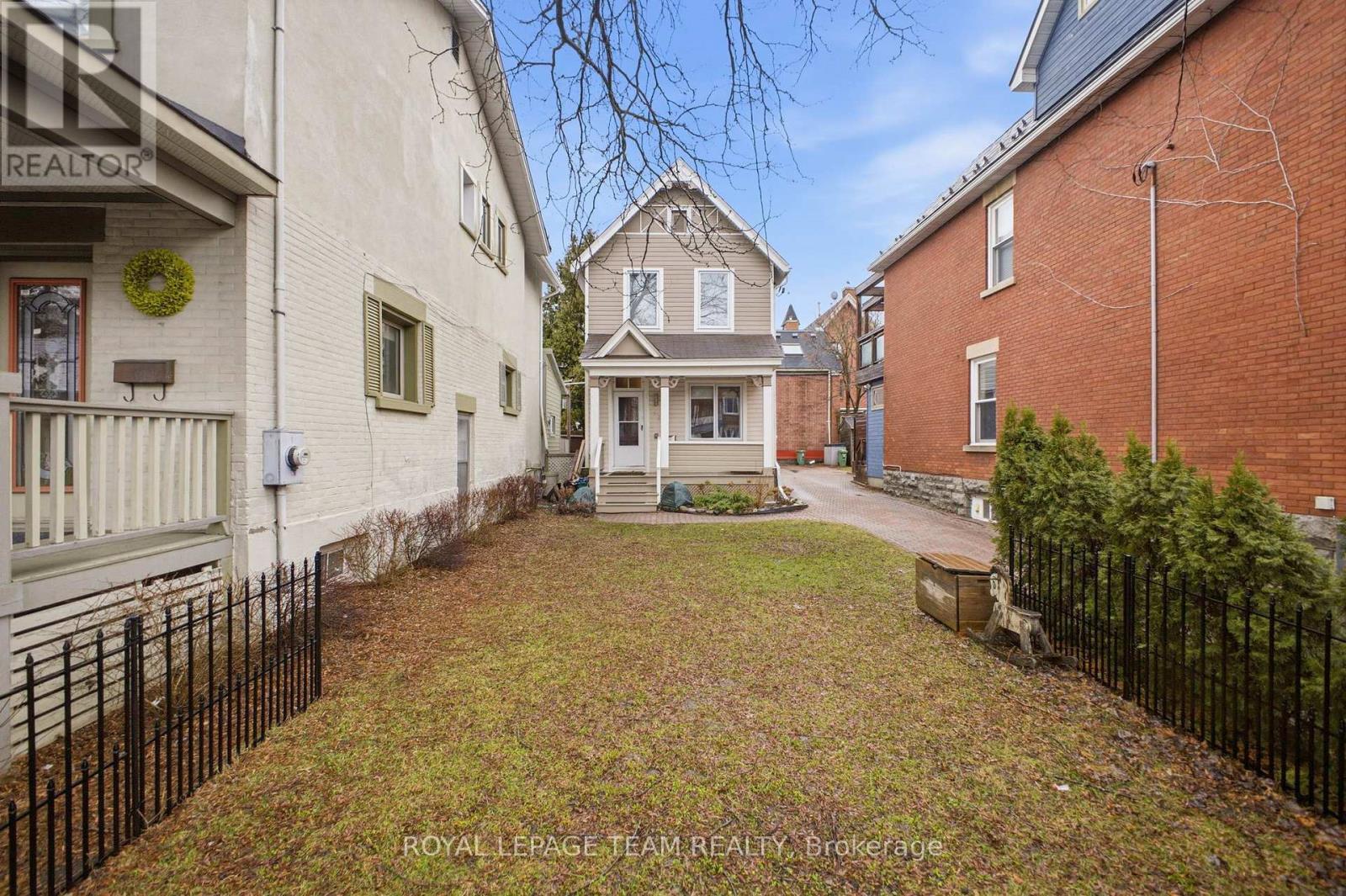 92 Third Avenue, Ottawa, ON - Outdoor