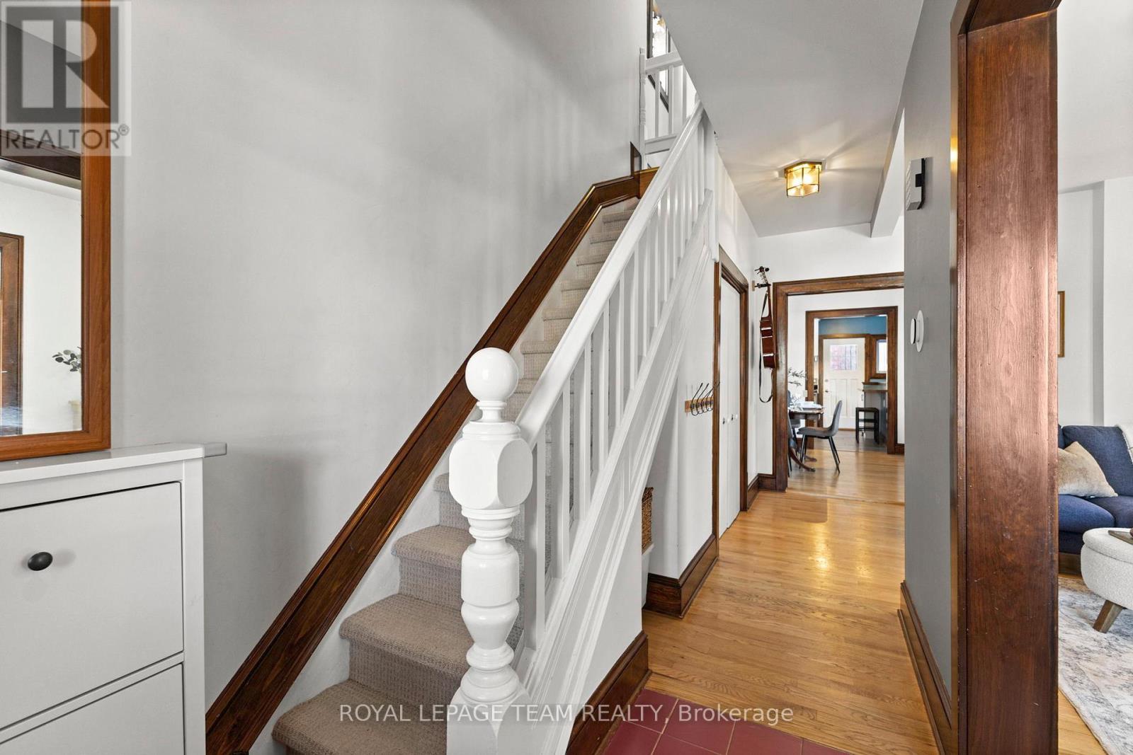 92 Third Avenue, Ottawa, ON - Indoor Photo Showing Other Room