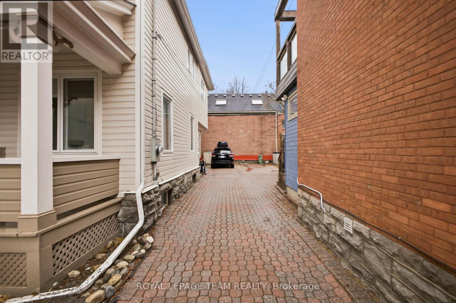92 Third Avenue, Ottawa, ON - Outdoor With Exterior