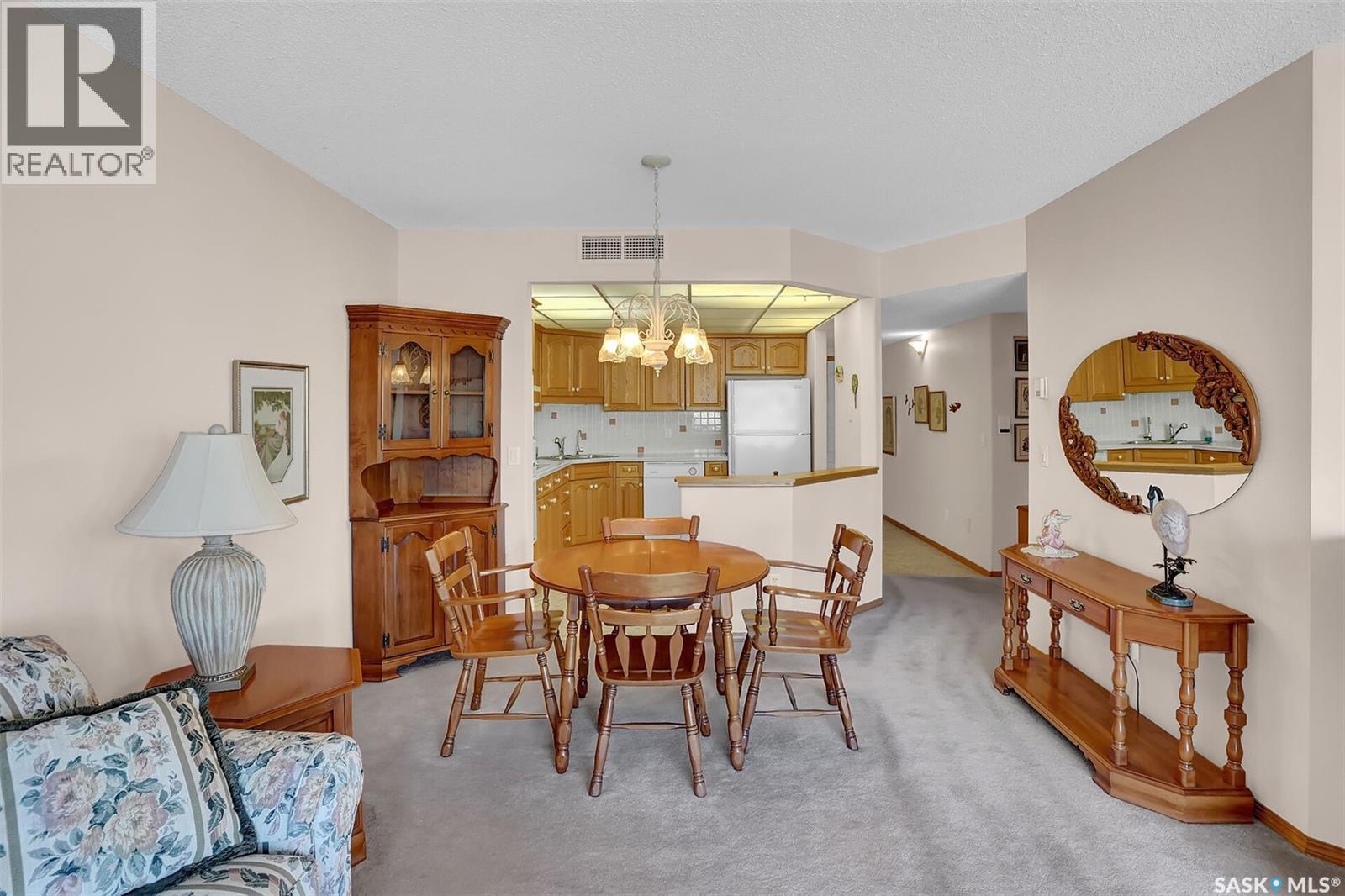 310 2050 College Avenue, Regina, SK - Indoor