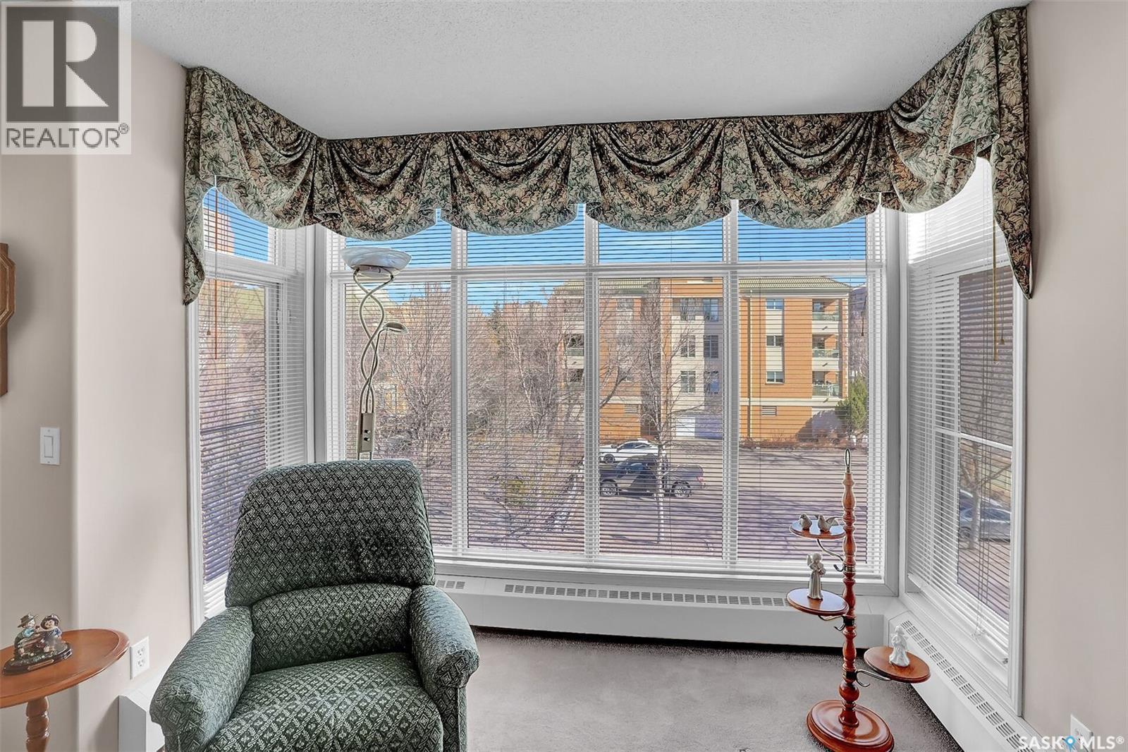 310 2050 College Avenue, Regina, SK - Indoor