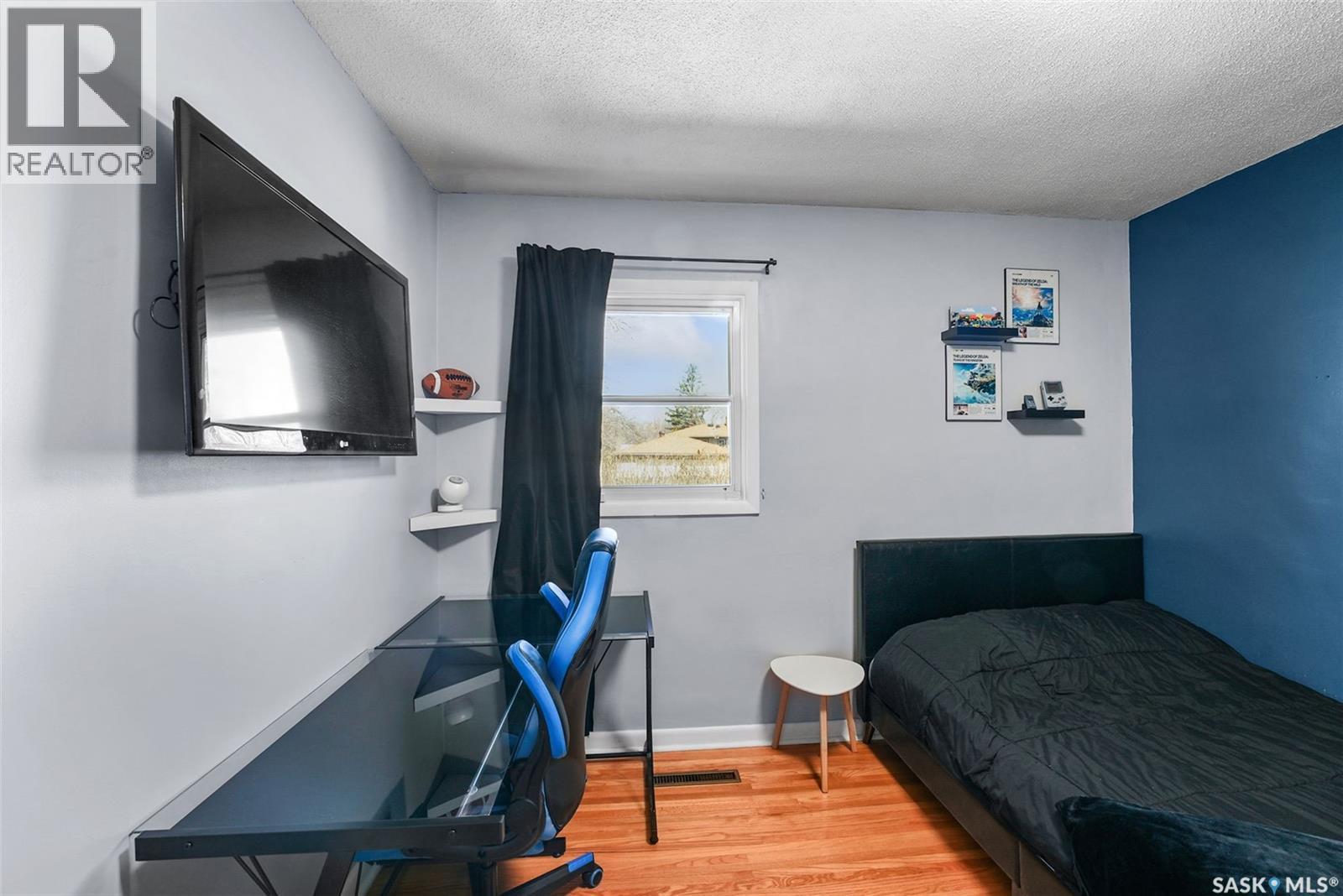 716 18Th Avenue E, Regina, SK - Indoor Photo Showing Bedroom