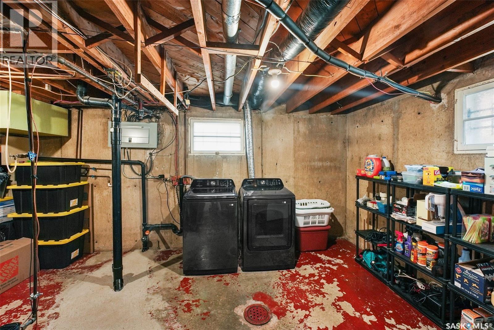 716 18Th Avenue E, Regina, SK - Indoor Photo Showing Basement