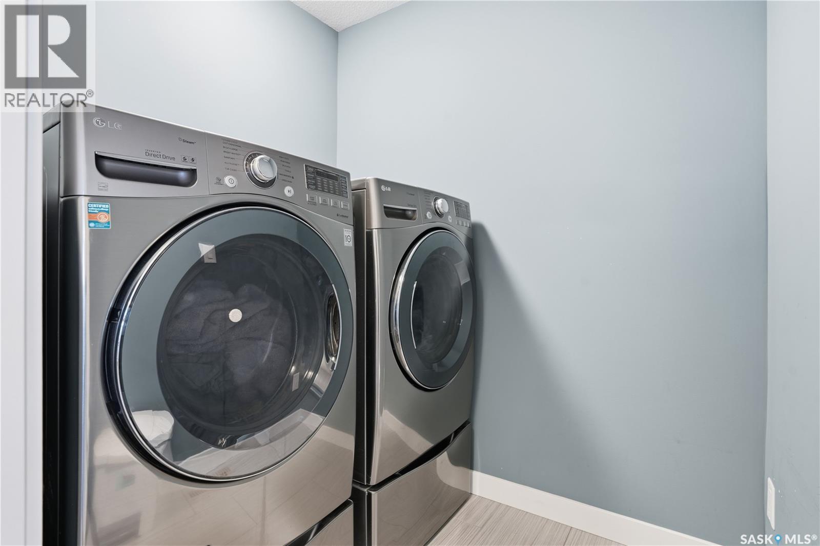 313 Prairie View Drive, Regina, SK - Indoor Photo Showing Laundry Room