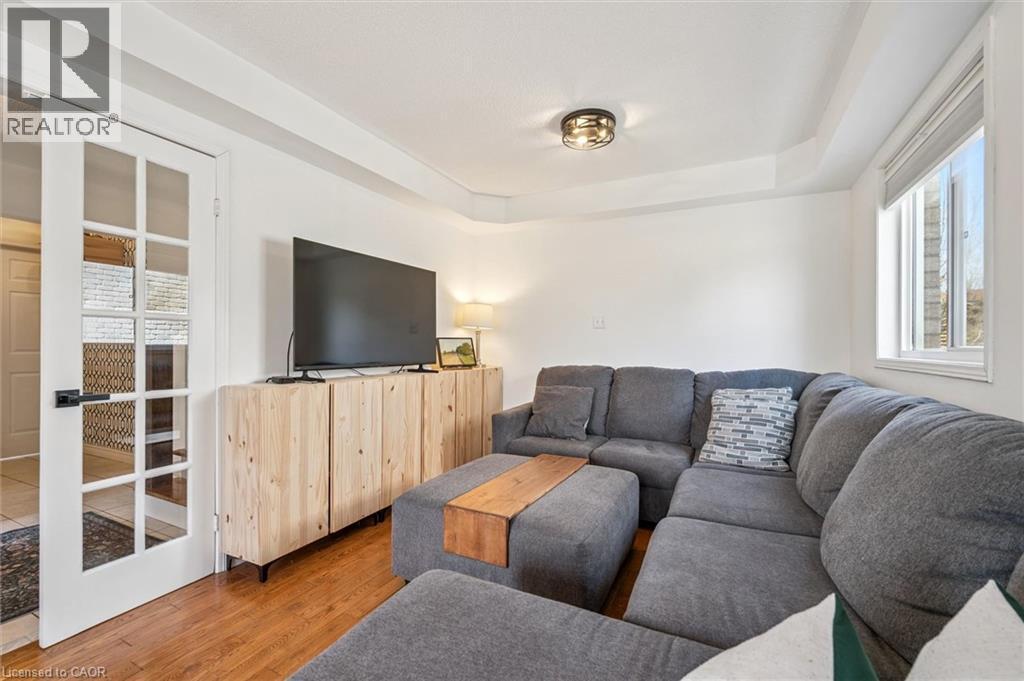 304 Daniel Crescent, Elora, ON - Indoor Photo Showing Living Room