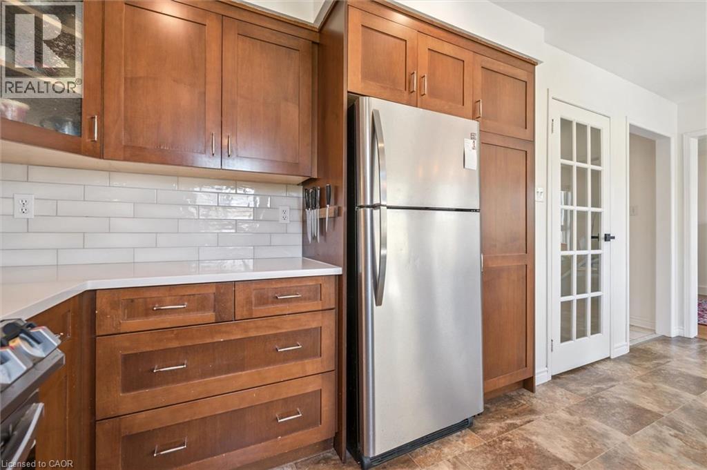 304 Daniel Crescent, Elora, ON - Indoor Photo Showing Kitchen