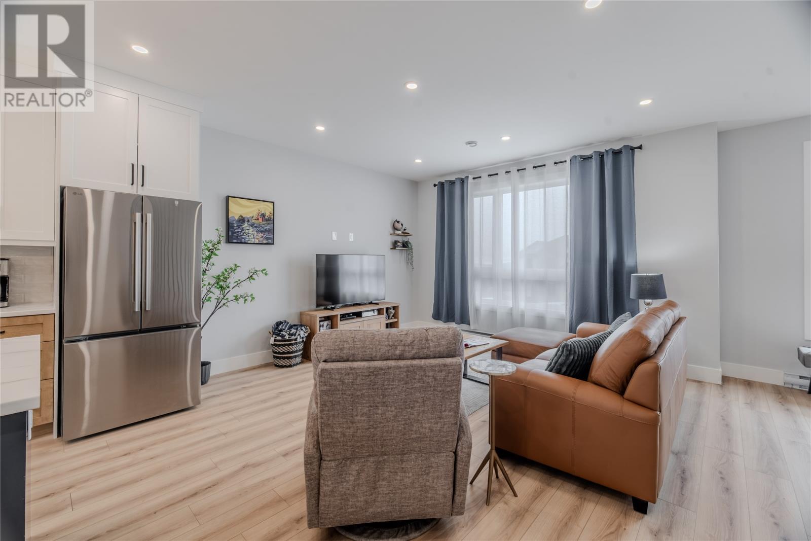 24 Donegal Run, St. John'S, NL - Indoor Photo Showing Other Room