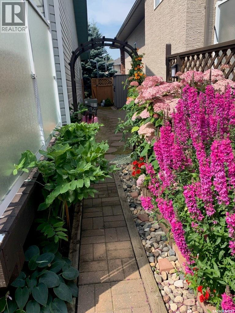 1655 Wingert Drive, Regina, SK - Outdoor With Deck Patio Veranda