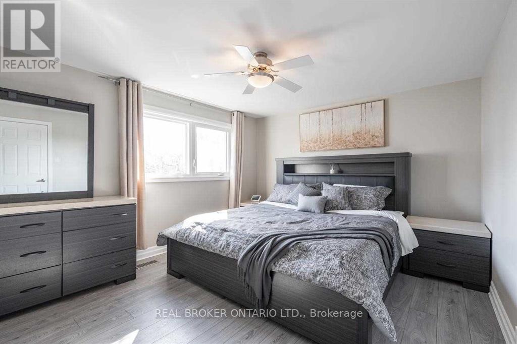 2 Core Crescent, Brampton, ON - Indoor Photo Showing Bedroom