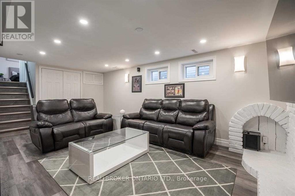 2 Core Crescent, Brampton, ON - Indoor Photo Showing Basement
