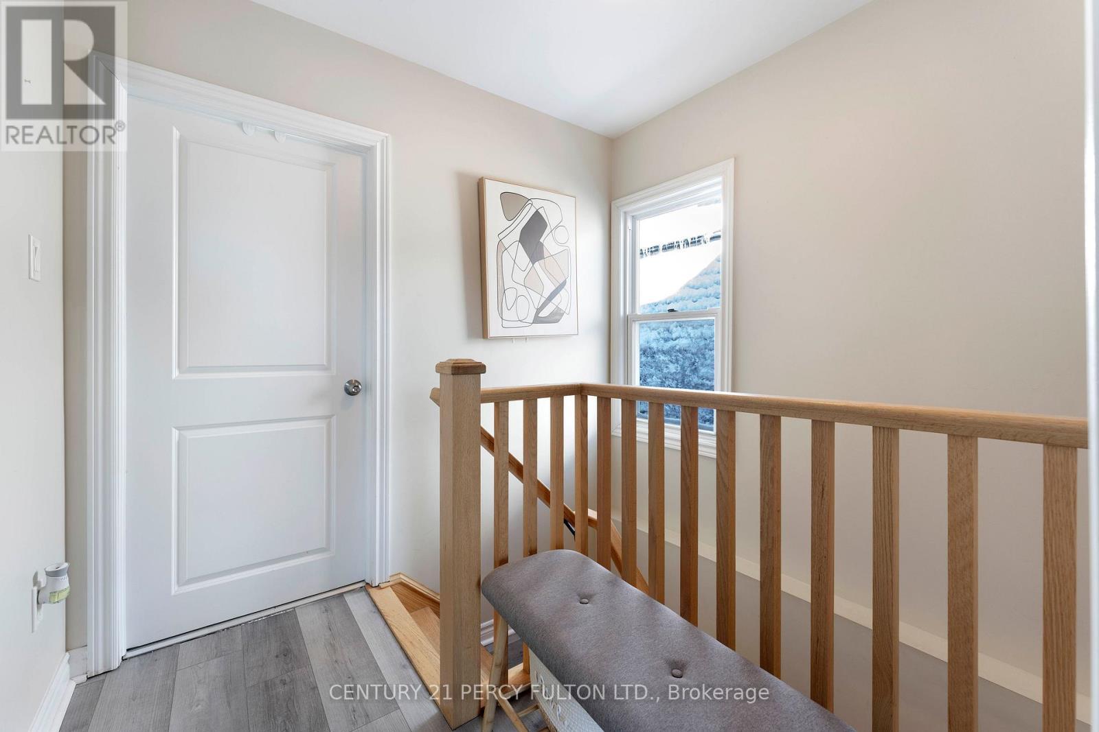 111 Melrose Avenue N, Hamilton, ON - Indoor Photo Showing Other Room