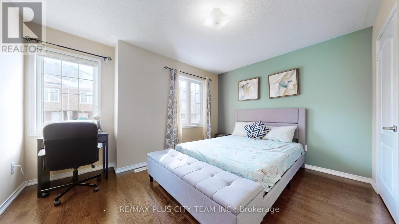 16 Edison Way, Whitby, ON - Indoor Photo Showing Bedroom
