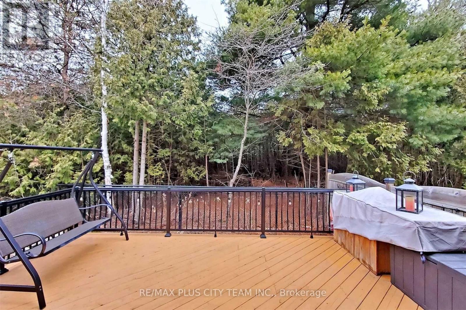 16 Edison Way, Whitby, ON - Outdoor With Deck Patio Veranda