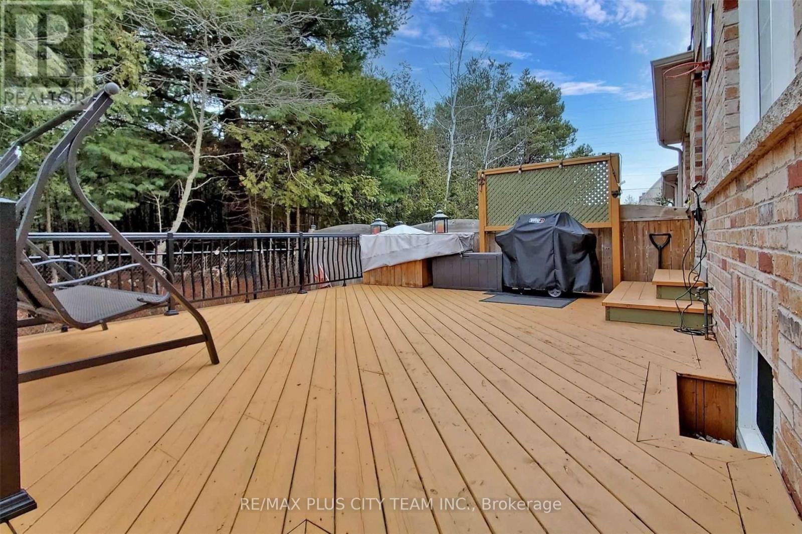 16 Edison Way, Whitby, ON - Outdoor With Deck Patio Veranda With Exterior