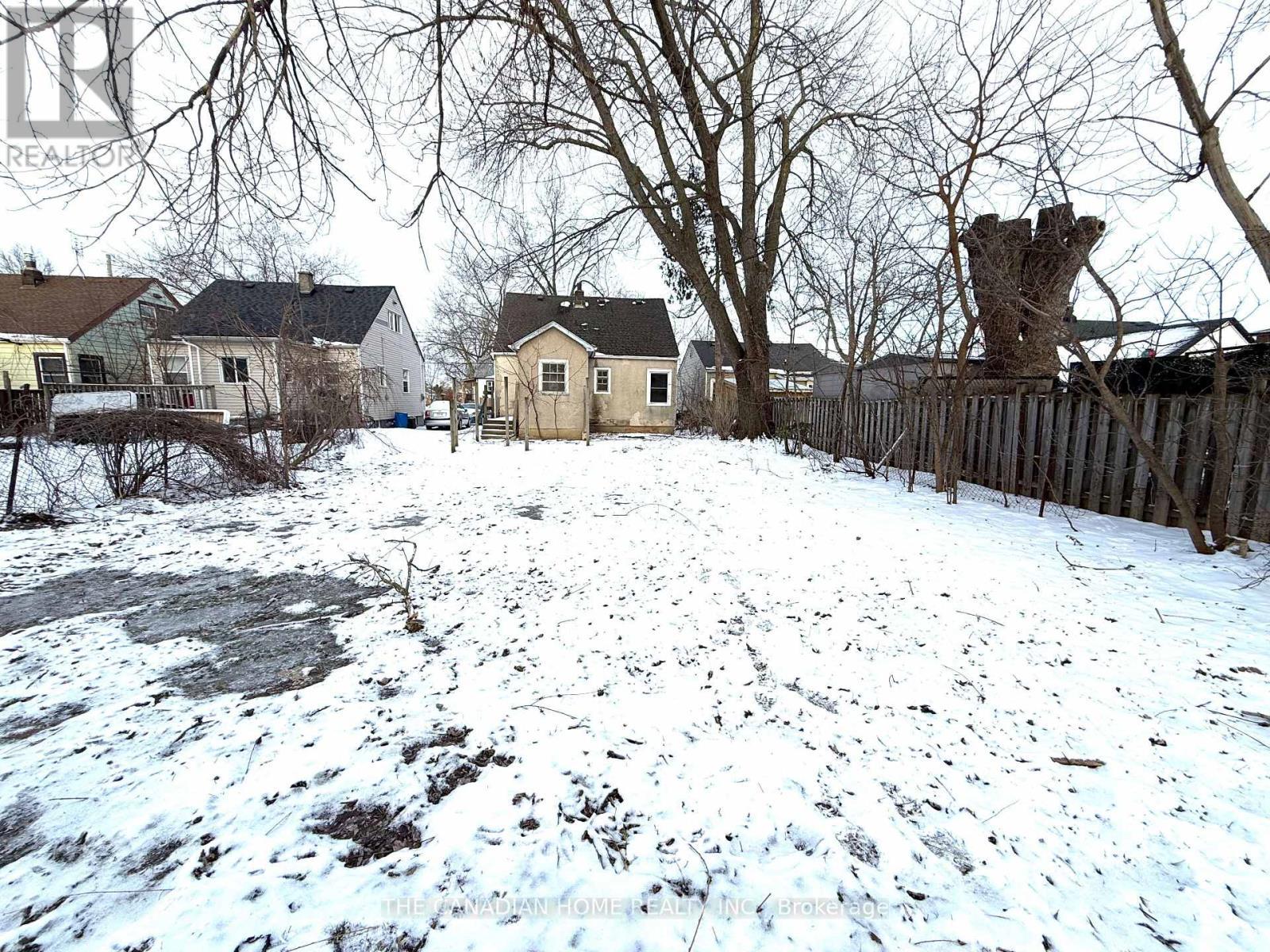 42 Union Street, St. Catharines, ON - Outdoor