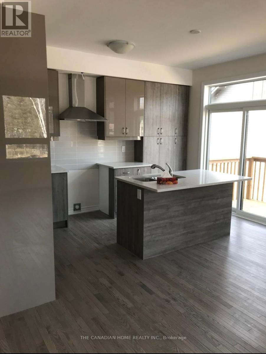 39 Eberhardt Drive, Wasaga Beach, ON - Indoor Photo Showing Kitchen