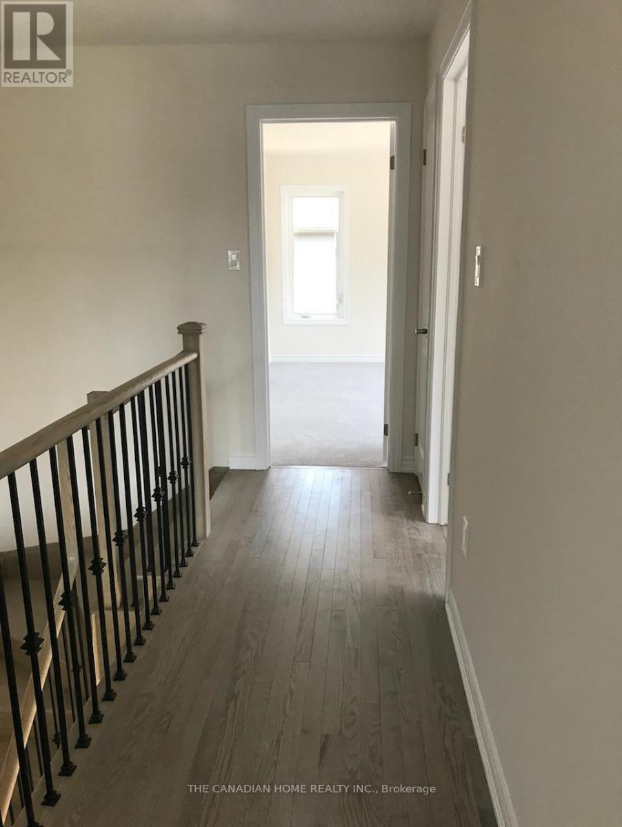 39 Eberhardt Drive, Wasaga Beach, ON - Indoor Photo Showing Other Room