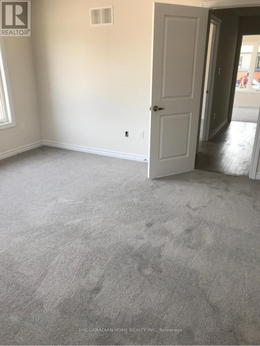 39 Eberhardt Drive, Wasaga Beach, ON - Indoor Photo Showing Other Room