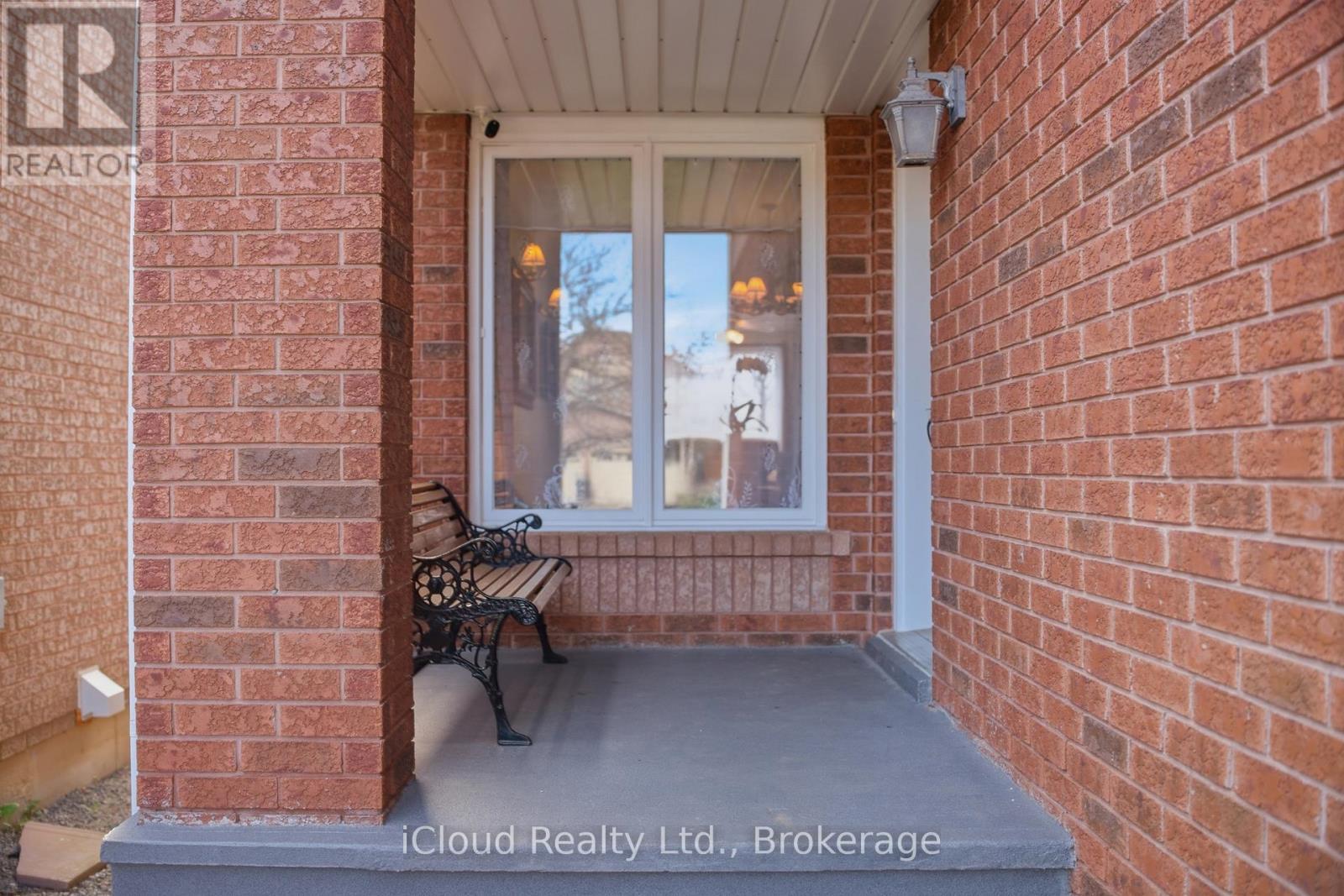 7389 Sandhurst Drive, Mississauga, ON - Outdoor With Exterior