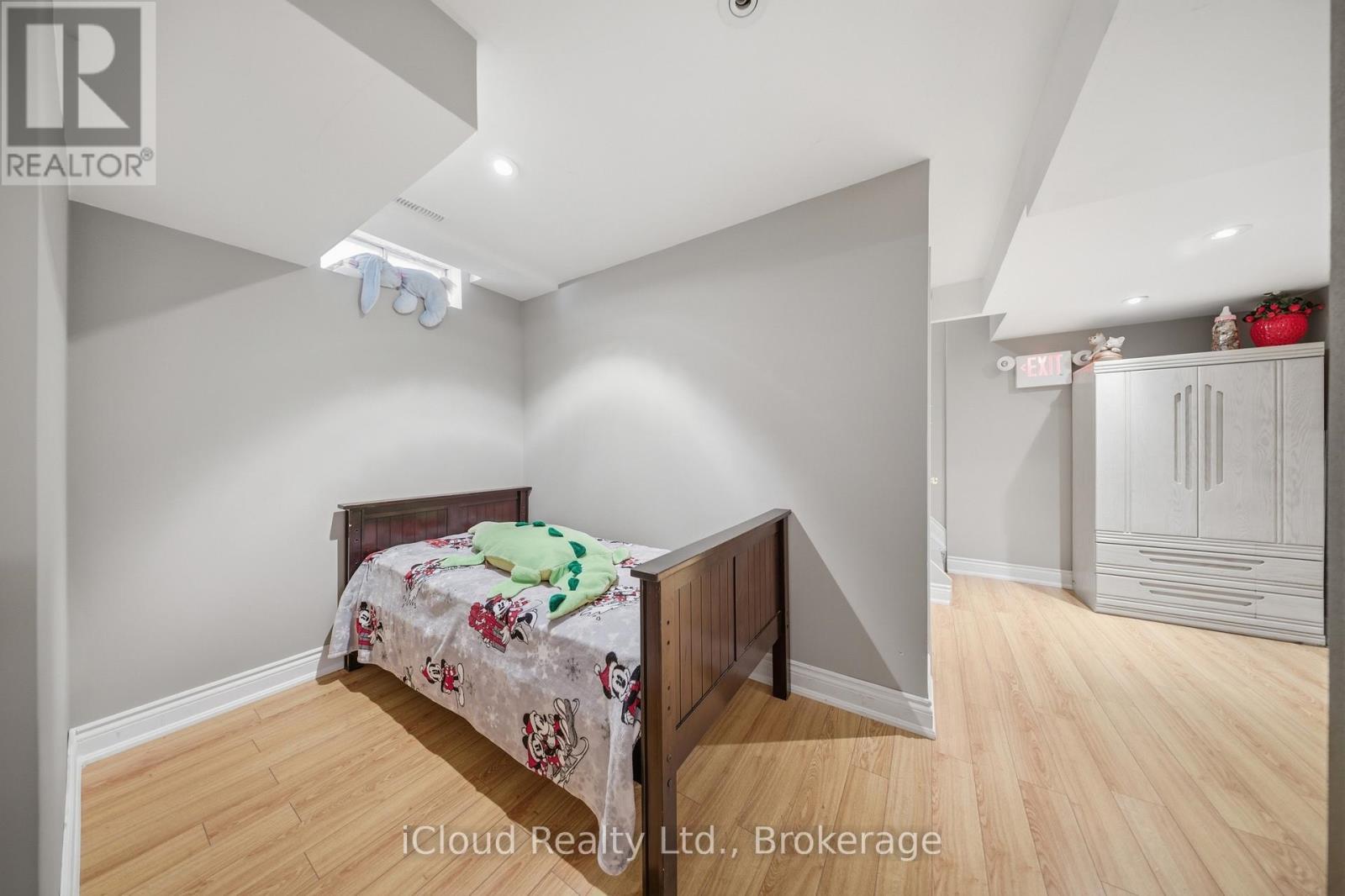 7389 Sandhurst Drive, Mississauga, ON - Indoor Photo Showing Other Room
