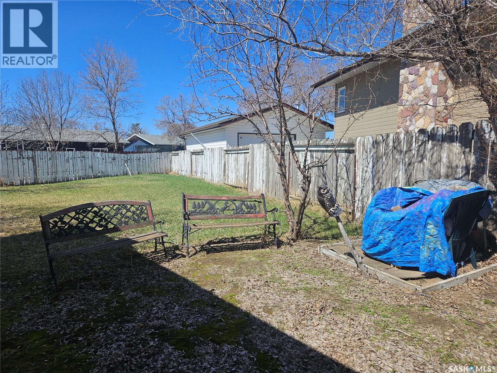 579 Poplar Crescent, Shaunavon, SK - Outdoor