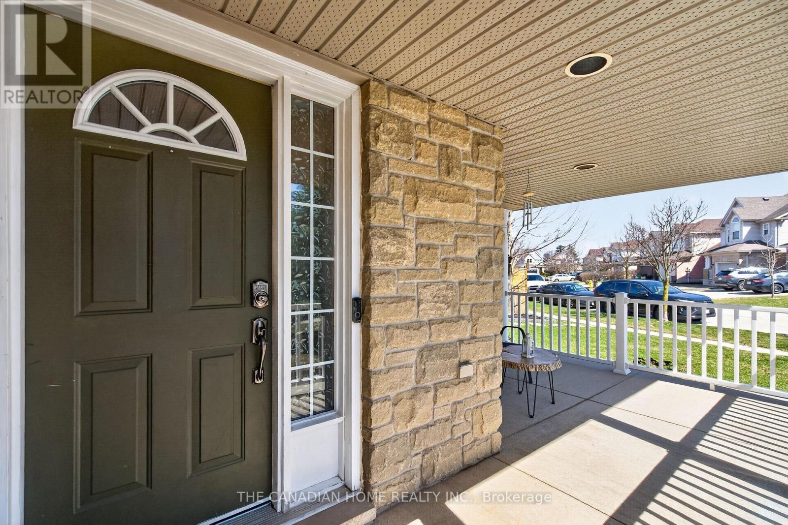 339 Kerwood Drive, Cambridge, ON - Outdoor With Deck Patio Veranda With Exterior