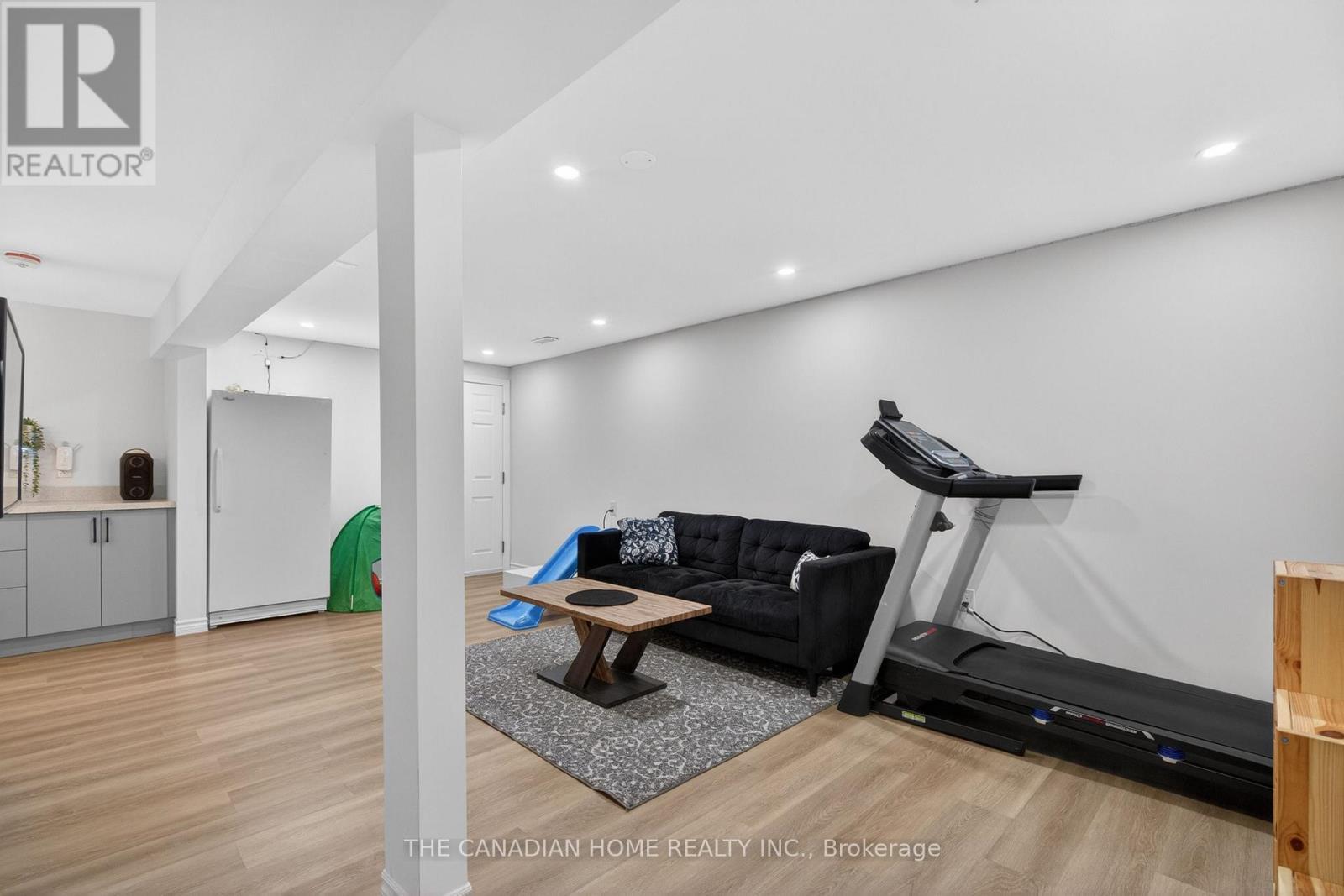 339 Kerwood Drive, Cambridge, ON - Indoor Photo Showing Gym Room