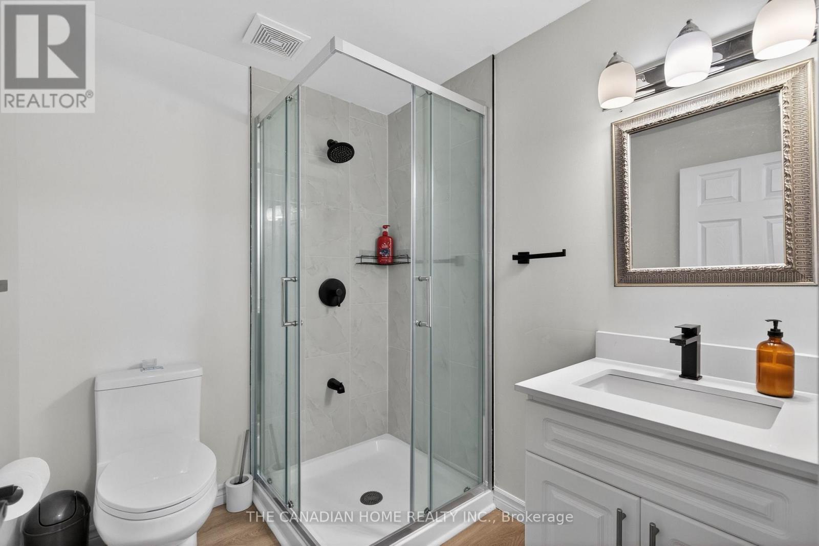 339 Kerwood Drive, Cambridge, ON - Indoor Photo Showing Bathroom